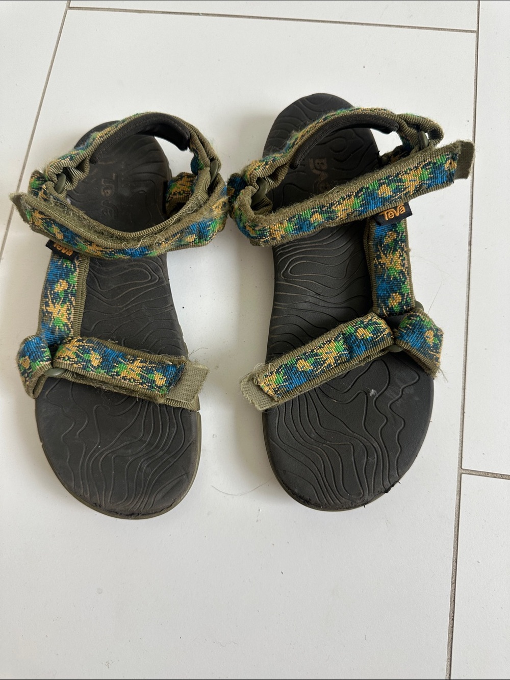 Teva green sandals 5 us 37
